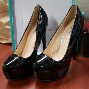 Sexy Black Pumps NEW